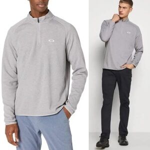 NEW OAKLEY Range Golf Pullover Light Gray Quarter-Zip Top Sweater Small